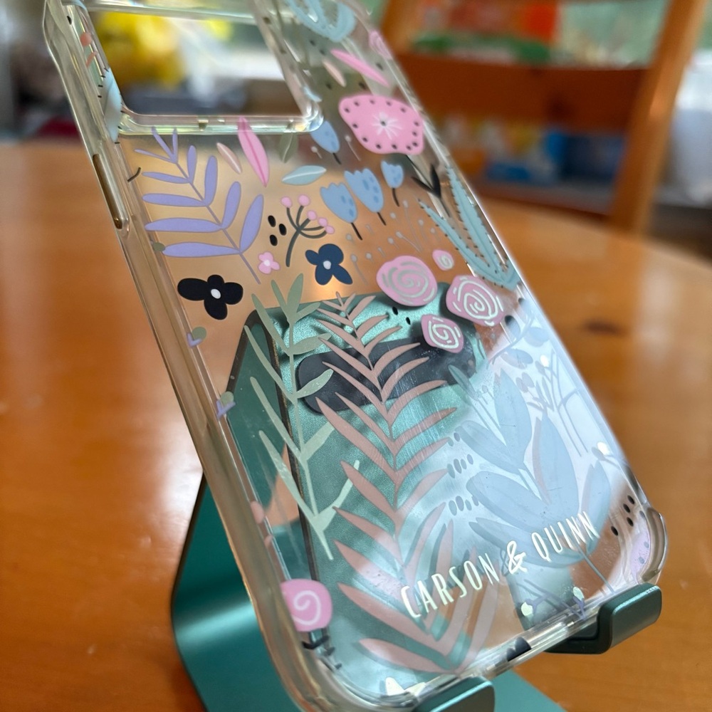 iPhone 13 PRO Carson & Quinn case - Picture 2 of 3